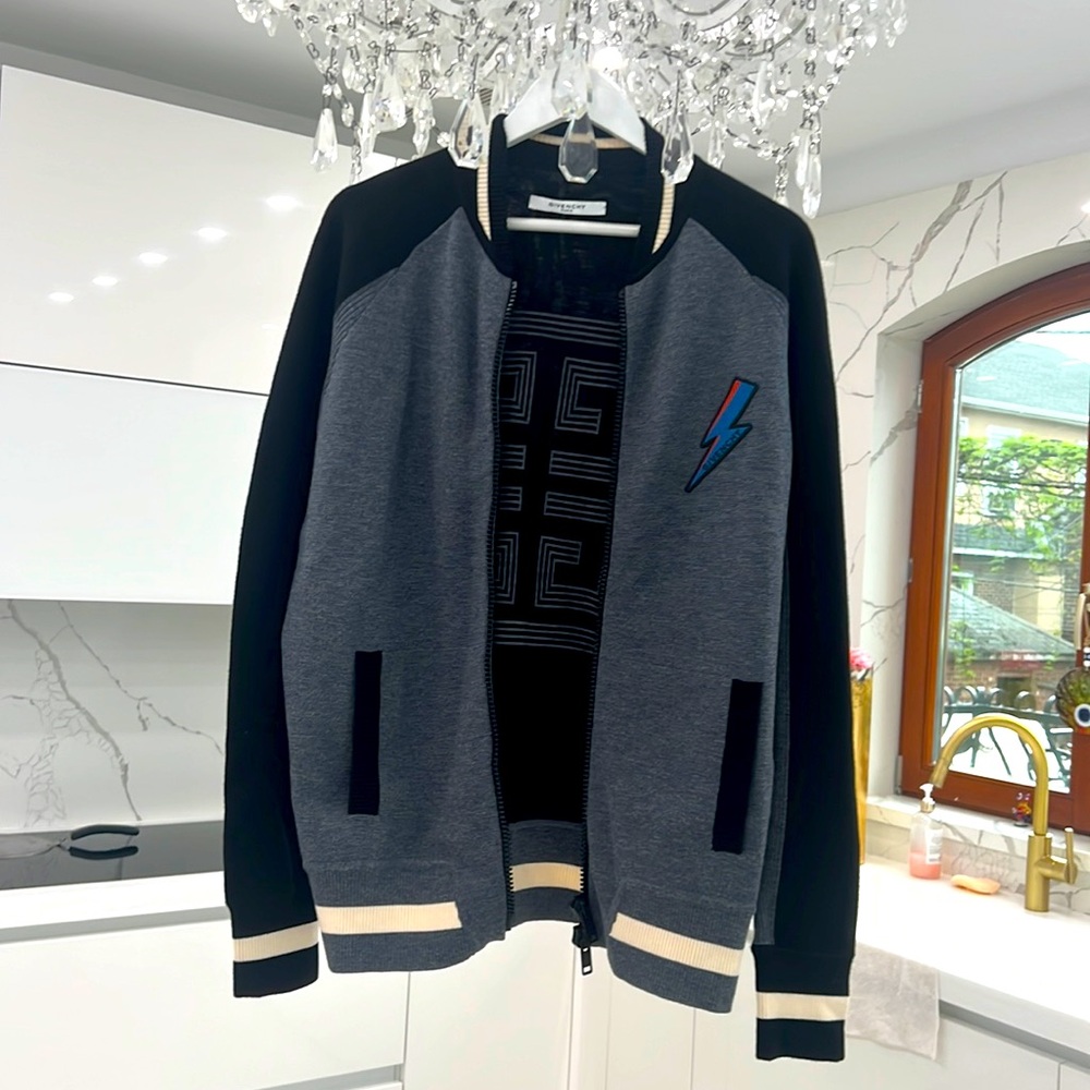 Given by men top size XXL
